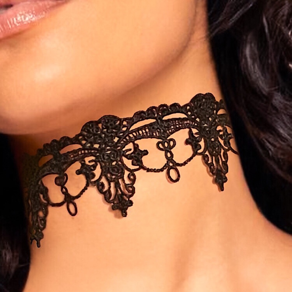 ⚜️𝟯𝟬%𝗢𝗙𝗙 𝗯𝘂𝗻𝗱𝗹𝗲𝘀 𝟯+⚜️ NEW Wide Lace Black Floral Choker